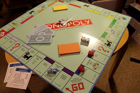 how many chance cards in monopoly